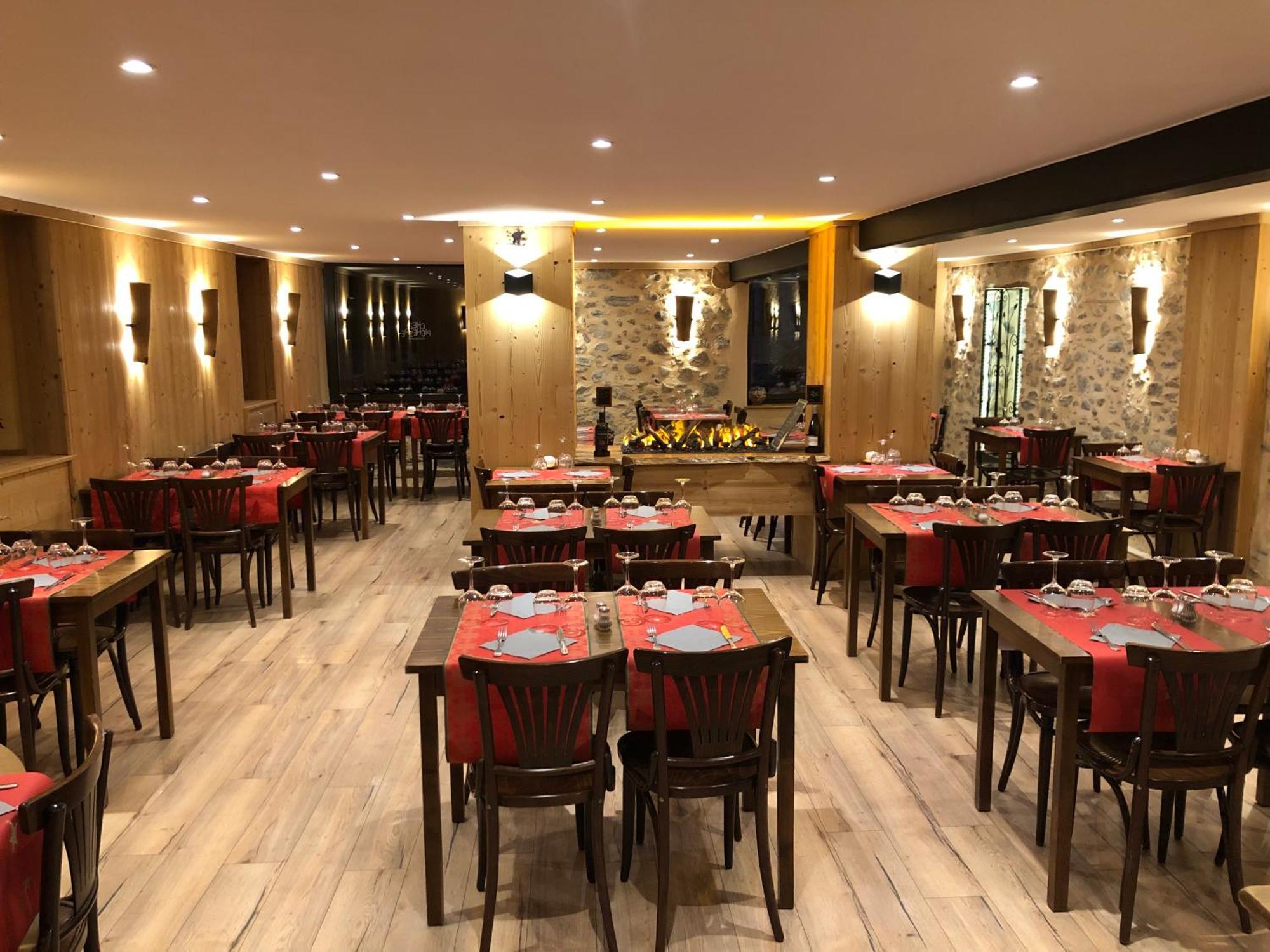 Hotel Picheyre Formiguères Buitenkant foto